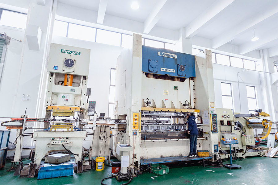 Thiết bị nhà máy